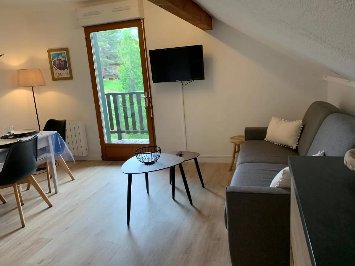 Apartment Le Flocon D'Aurouze 522, Appartement 4 Personnes, La Joue Du Loup